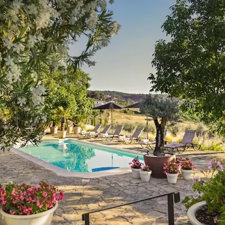 Villa Naranja *